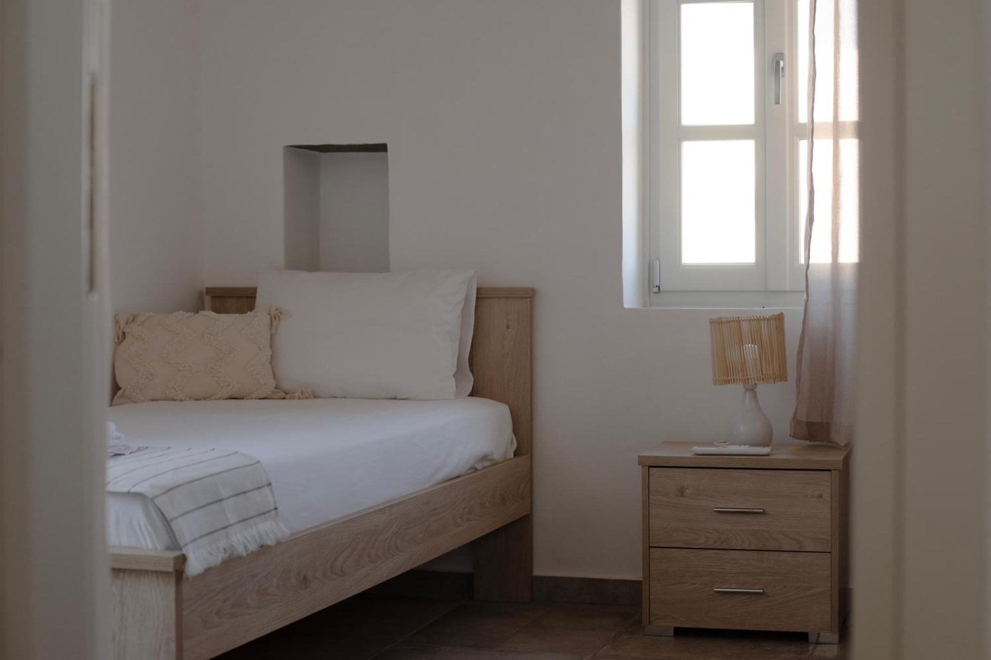 Tholos Guest House Cherronisos  Ngoại thất bức ảnh